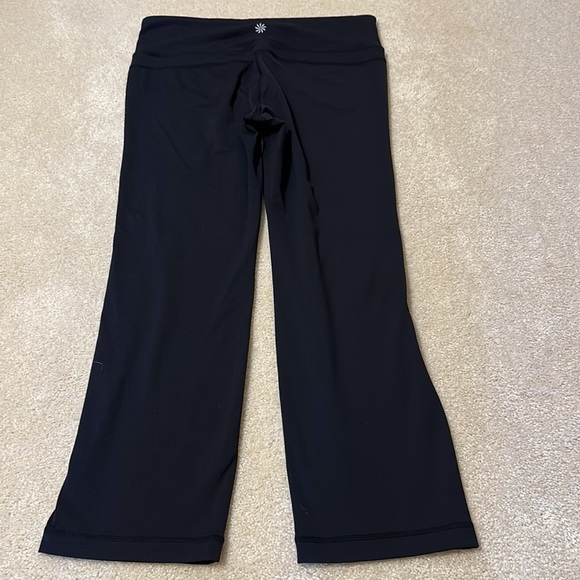 Athleta black capri length leggings size L - Picture 10 of 10